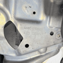 Air Suspension Compressor Pump Braket Mercedes-Benz S550 2014-2017 OEM