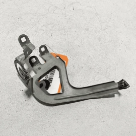 BMW 535i 2011-2016 F10 F11 FRONT PASSENGER SIDE FENDER FORWARD MOUNT BRACKET OEM