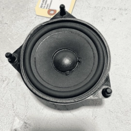 2014-15-2017 MERCEDES BENZ S550  RIGHT OR LEFT DOOR SPEAKER FRONT / REAR OEM