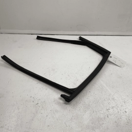 15-18 AUDI Q3 REAR RIGHT DOOR WINDOW FRAME RUBBER SEAL CHANNEL OEM 8U0839440