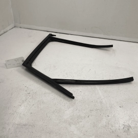 15-18 AUDI Q3 REAR RIGHT DOOR WINDOW FRAME RUBBER SEAL CHANNEL OEM 8U0839440