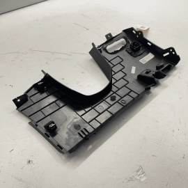 18-21 GMC Terrain Driver Side Steering Column Knee Bolster Trim Panel Cover 18-21 GMC Terrain Driver Side Steering Column Knee Bolster Trim Panel Cover