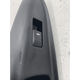 GENUINE 12-17 KIA RIO PASSANGER RIGHT REAR WINDOW CONTROL SWITCH ASSEMBLY O