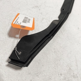 Honda Pilot 2016 - 2018 Front Driver Door Gap Forward Wheatherstrip Seal OEM