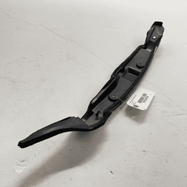 2018 - 2023 Toyota Camry XSE Front Left Driver Fender Rearward Filler Cover