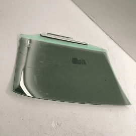 TOYOTA CAMRY 2018 - 2023 REAR RIGHT PASSENGER SIDE DOOR MOVABLE WINDOW GLAS