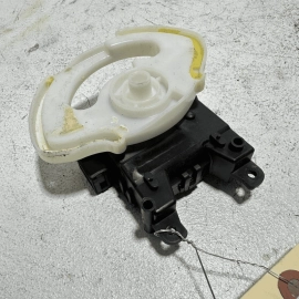Acura MDX 2014-2020 HVAC Duct Flap Door Vent Blend Motor Actuator OEM