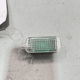 2015-2022 AUDI Q3 FRONT DRIVER SIDE INTERIOR DOOR WARNING PUDDLE LIGHT LAMP