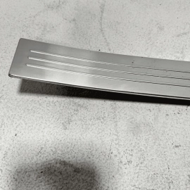 2007-2013 MERCEDES S550 W221 REAR RIGHT SIDE OUTER SCUFF DOOR SILL PLATE OEM 2007-2013 MERCEDES S550 W221 REAR RIGHT SIDE OUTER SCUFF DOOR SILL PLATE OEM