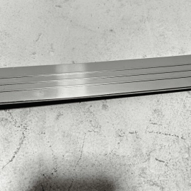 2007-2013 MERCEDES S550 W221 REAR RIGHT SIDE OUTER SCUFF DOOR SILL PLATE OEM 2007-2013 MERCEDES S550 W221 REAR RIGHT SIDE OUTER SCUFF DOOR SILL PLATE OEM