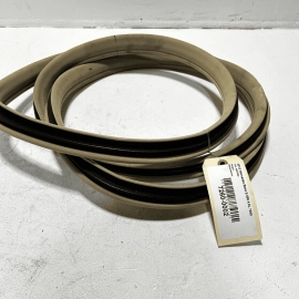 2007-2013 MERCEDES S550 W221 REAR PASSENGER SIDE DOOR BODY WEATHERSTRIP SEAL OEM