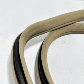 2007-2013 MERCEDES S550 W221 REAR PASSENGER SIDE DOOR BODY WEATHERSTRIP SEAL OEM