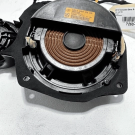 2010-2013 Mercedes W221 S550 Front Right Passenger Side Door Audio Speaker OEM 2010-2013 Mercedes W221 S550 Front Right Passenger Side Door Audio Speaker OEM