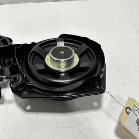 2010-2013 Mercedes W221 S550 Front Right Passenger Side Door Audio Speaker OEM 2010-2013 Mercedes W221 S550 Front Right Passenger Side Door Audio Speaker OEM