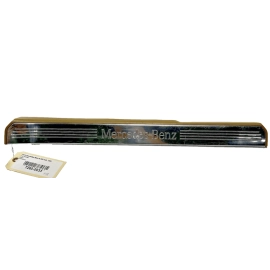 2007-13 Mercedes W221 S550 Front Passenger Door Outer Sill Scuff Plate Trim OEM