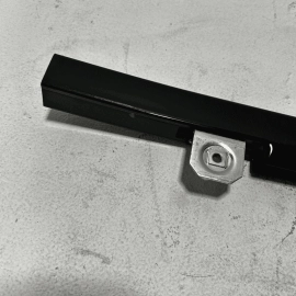 2007-2013 MERCEDES S550 W221 REAR RIGHT SIDE DOOR WINDOW STAY DIVISION BAR OEM 2007-2013 MERCEDES S550 W221 REAR RIGHT SIDE DOOR WINDOW STAY DIVISION BAR OEM