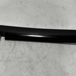 2007-2013 MERCEDES S550 W221 REAR RIGHT SIDE DOOR WINDOW STAY DIVISION BAR OEM 2007-2013 MERCEDES S550 W221 REAR RIGHT SIDE DOOR WINDOW STAY DIVISION BAR OEM