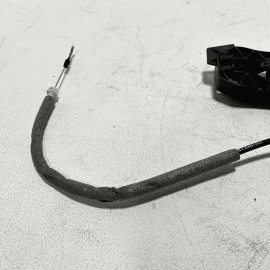 2007-2013 MERCEDES S550 W221 REAR PASSENGER SIDE DOOR HANDLE BASE BRACKET OEM