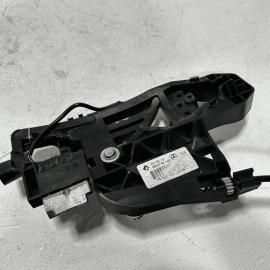 2007-2013 MERCEDES S550 W221 REAR PASSENGER SIDE DOOR HANDLE BASE BRACKET OEM