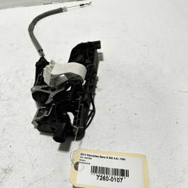 2007-2013 MERCEDES S550 W221 REAR PASSENGER SIDE DOOR HANDLE BASE BRACKET OEM