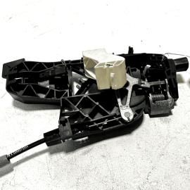 2007-2013 MERCEDES S550 W221 REAR PASSENGER SIDE DOOR HANDLE BASE BRACKET OEM