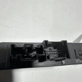 Mercedes W221 S550 10-13 Front Passenger Seat Dynamic Lumbar Control Module OEM Mercedes W221 S550 10-13 Front Passenger Seat Dynamic Lumbar Control Module OEM