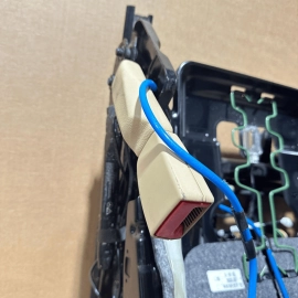 Mercedes W221 S550 2007-2013 Front Driver Lower Seat Frame & Bladder Bolster OEM Mercedes W221 S550 2007-2013 Front Driver Lower Seat Frame & Bladder Bolster OEM