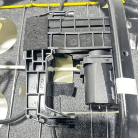 Mercedes W221 S550 2007-2013 Front Driver Upper Seat Bladder Bolster & Frame OEM Mercedes W221 S550 2007-2013 Front Driver Upper Seat Bladder Bolster & Frame OEM