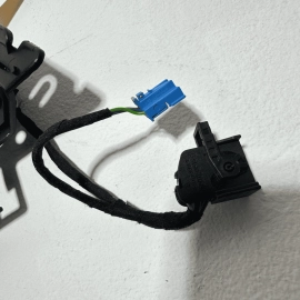 Mercedes W221 S550 2010-2013 Front Seat Lumbar Air Control Valve & Bracket OEM