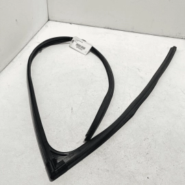 2017-2020 ACURA MDX FRONT LEFT DRIVER SIDE DOOR WINDOW GLASS RUN CHANNEL OEM