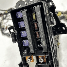 ACURA MDX 2017 - 2018 3.5L ENGINE ROOM DRIVER SIDE WIRE HARNESS & FUSE BOX OEM ACURA MDX 2017 - 2018 3.5L ENGINE ROOM DRIVER SIDE WIRE HARNESS & FUSE BOX OEM