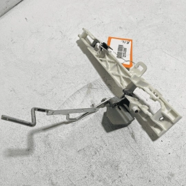 ACURA MDX 2014-2020 REAR LEFT DRIVER SIDE DOOR EXTERIOR HANDLE BASE BRACKET OEM