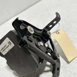 ACURA MDX 2017 - 2018  ABS ANTI LOCK BRAKE PUMP MODULE UNIT & BRACKET OEM ACURA MDX 2017 - 2018  ABS ANTI LOCK BRAKE PUMP MODULE UNIT & BRACKET OEM