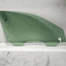 2012-2018 VOLKSWAGEN PASSAT S FRONT LEFT DRIVER SIDE DOOR WINDOW GLASS OEM