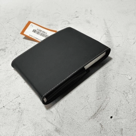 2018 VOLKSWAGEN PASSAT S Wners Manual And Holder OEM