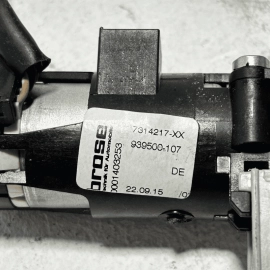 2011-12-13-14-15-2016 BMW 528i FRONT LEFT/RIGHT SEAT HEADREST ADJUST MOTOR OEM
