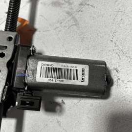 2014-2015-2016 BMW 528I  FRONT LEFT SIDE SEAT ADJUSTMENT MOTOR OEM