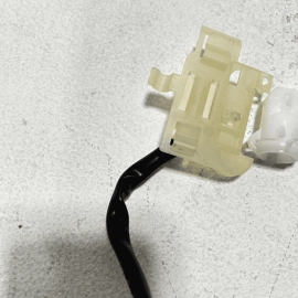 2011-12-13-14-15-2016 BMW 528i SEAT HEADREST ADJUST MOTOR  FRONT LEFT/RIGHT OEM