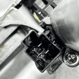 2014-2015-2016 BMW 528I  FRONT RIGHT SIDE SEAT ADJUSTMENT MOTOR OEM