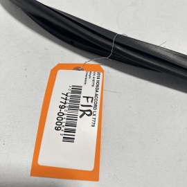 HONDA ACCORD 2018-2020 FRONT PASSENGER DOOR WINDOW OPENING SEAL WEATHERSTRIP OEM