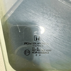 2018-2020 HONDA ACCORD FRONT RIGHT PASSENGER SIDE DOOR WINDOW GLASS OEM