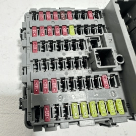 2018 HONDA ACCORD LX INTERIOR CABIN FUSE RELAY BOX OEM 2018 HONDA ACCORD LX INTERIOR CABIN FUSE RELAY BOX OEM