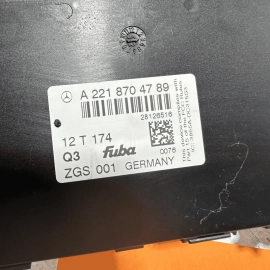 2010-2012-2013 MERCEDES BENZ S550 ROOF ANTENNA AMPLIFIER MODULE W/ KEYLESS OEM