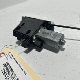 2014-2015-2016-2017 Mercedes Benz S550 Rear Trunk Lid Latch Lock Actuator OEM
