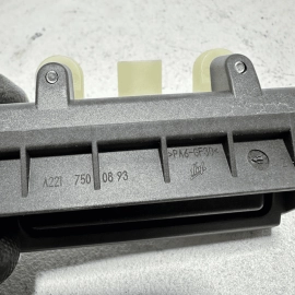 2007-13 Mercedes S550 W221 Trunk Lid Unlock Release Handle Switch Cover Trim OEM