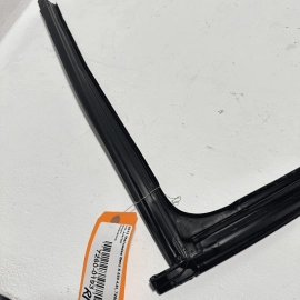 07-13 MERCEDES S550 W221 REAR DRIVE DOOR GLASS RUN CHANNEL WEATHERSTRIP SEAL OEM