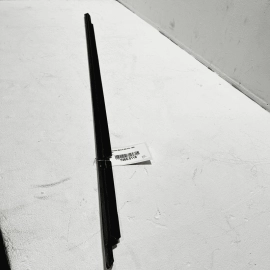 MERCEDES W221 S550 2007-2013 FRONT LEFT DRIVER SIDE DOOR WINDOW BELT MOLDING OEM MERCEDES W221 S550 2007-2013 FRONT LEFT DRIVER SIDE DOOR WINDOW BELT MOLDING OEM