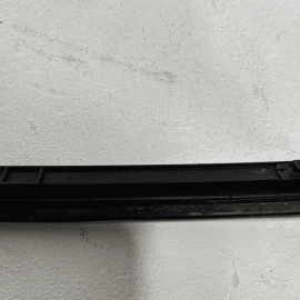 MERCEDES W221 S550 2007-2013 FRONT DRIVER SIDE DOOR LOWER WEATHERSTRIP SEAL OEM