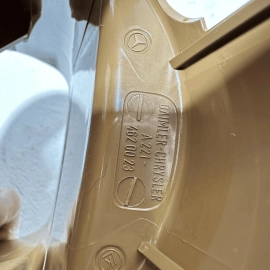 2007-2013 MERCEDES BENZ S550 STEERING COLUMN SURROUND HOUSING COVER TRIM OEM