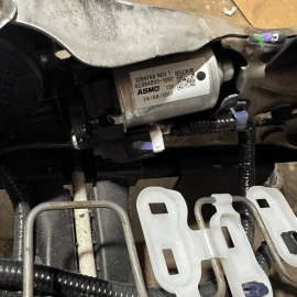 ACURA MDX 2017 - 2018 SH-AWD FRONT LEFT DRIVER SIDE SEAT TRACK ADJUST FRAME OEM